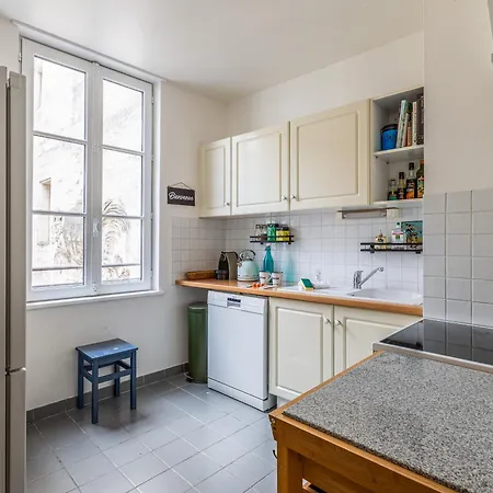 Appartement Au Coeur De Ville, T3 En Duplex